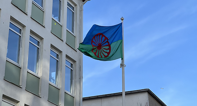 Flagga internationella Romadagen